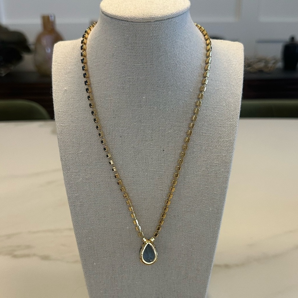 TOVA - Montana Blue Crystal Pendant Necklace on Crystal Chain in Gold Plating - Picture 11 of 14